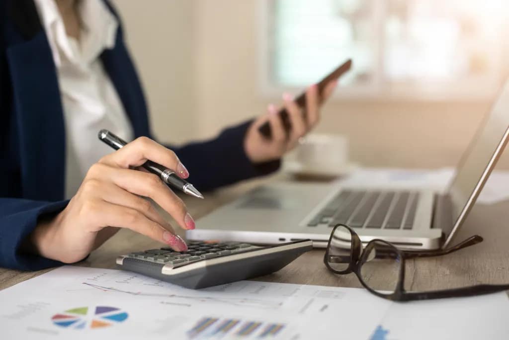 Airbase and Gusto Explore Strategic Partnership in Employee Financial Wellness